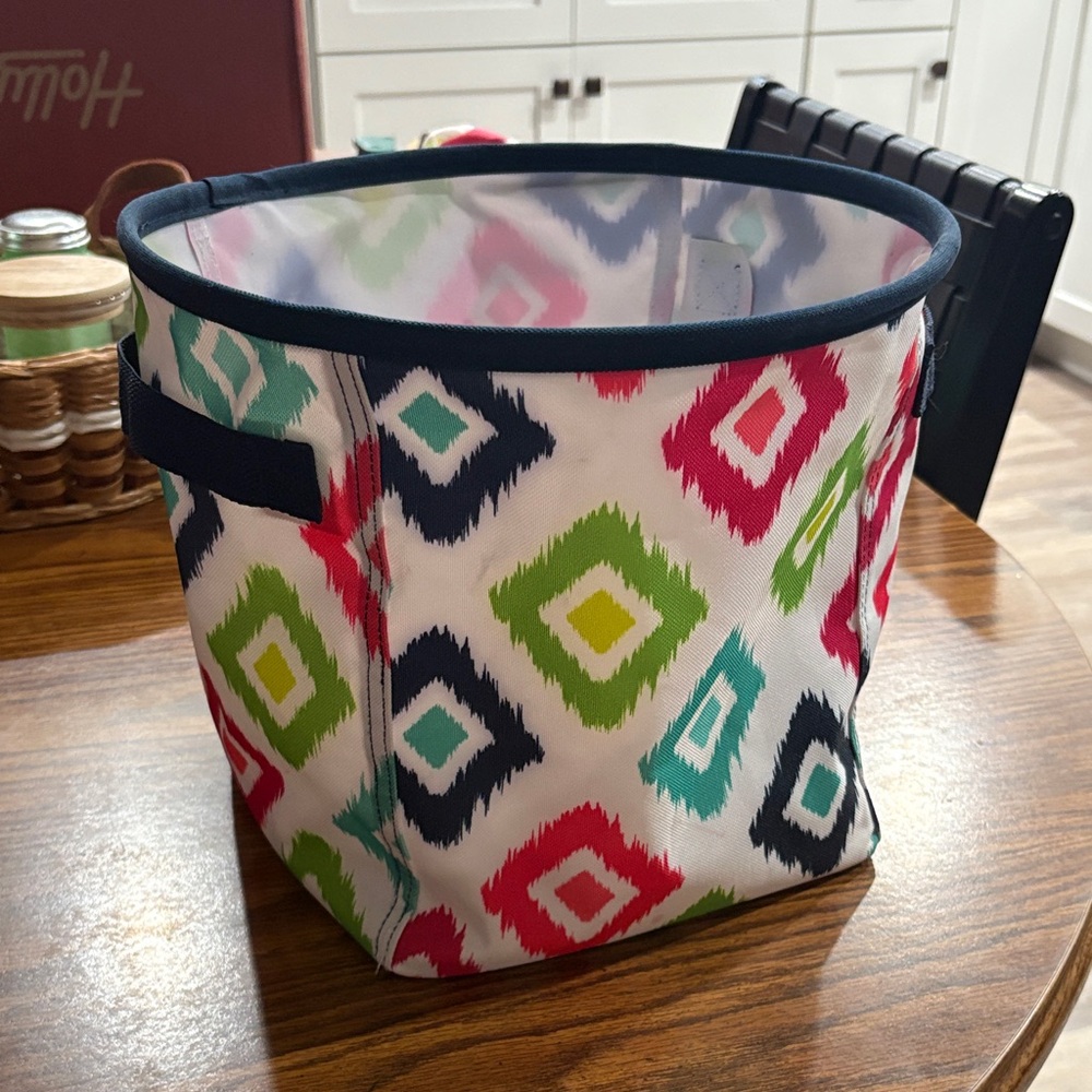 Thirty-One Multicolor Geometric Bin